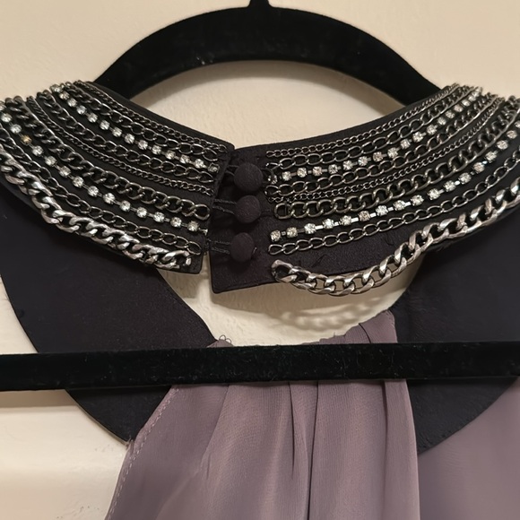 INCREDIBLY GORGEOUS Bebe 100% Silk Halter Top - Picture 5 of 5